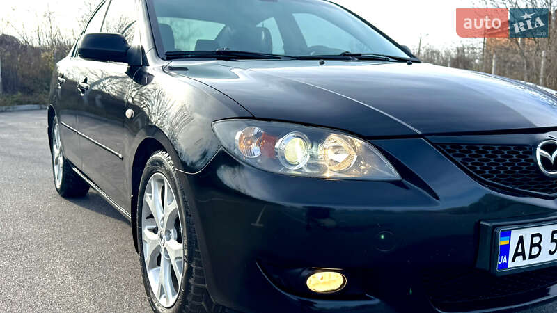 Седан Mazda 3 2006 в Виннице