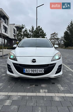 Хетчбек Mazda 3 2010 в Ужгороді