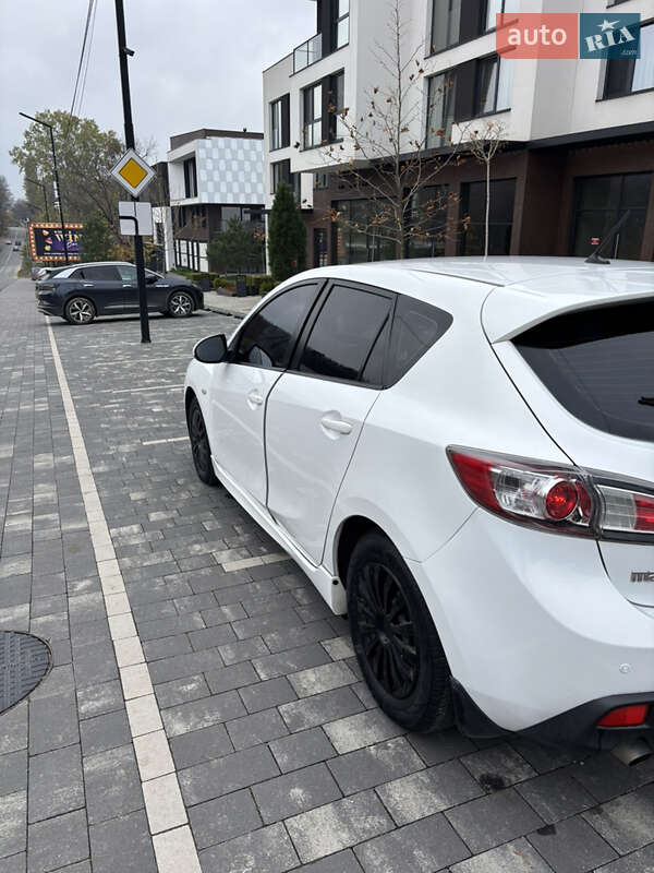 Хетчбек Mazda 3 2010 в Ужгороді фото 6 Хетчбек Mazda 3 2010 в Ужгороді