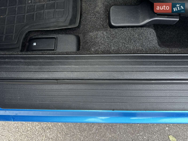 Седан Mazda 3 2010 в Києві фото 28 Седан Mazda 3 2010 в Києві