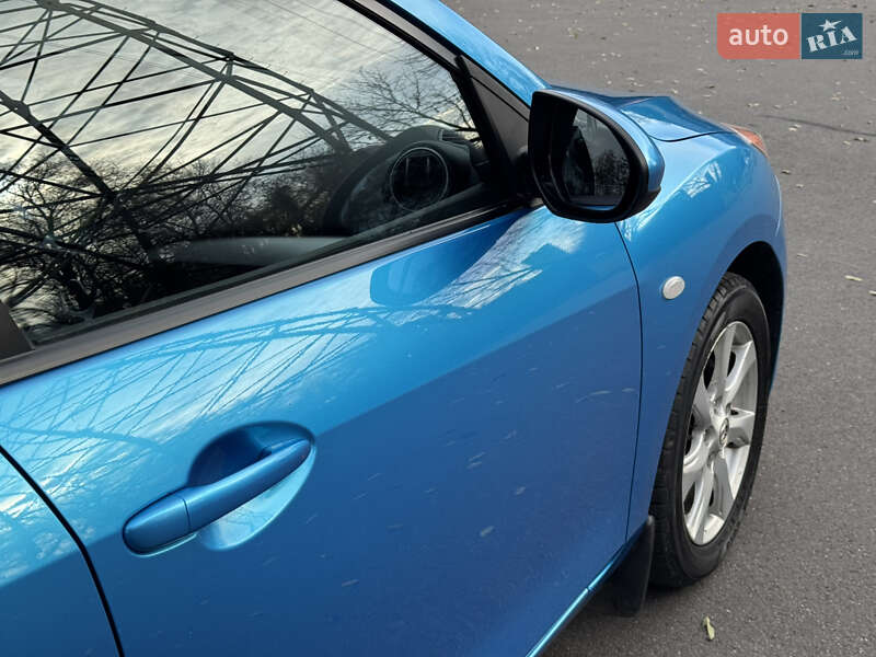 Седан Mazda 3 2010 в Києві фото 57 Седан Mazda 3 2010 в Києві