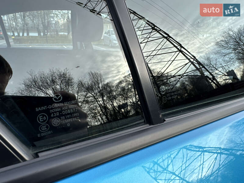 Седан Mazda 3 2010 в Києві фото 61 Седан Mazda 3 2010 в Києві