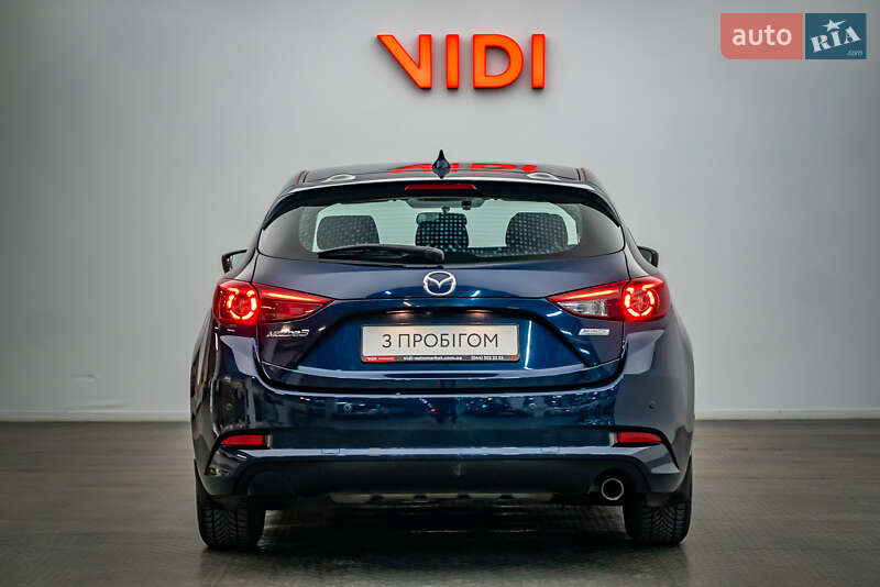 Хетчбек Mazda 3 2016 в Києві фото 6 Хетчбек Mazda 3 2016 в Києві