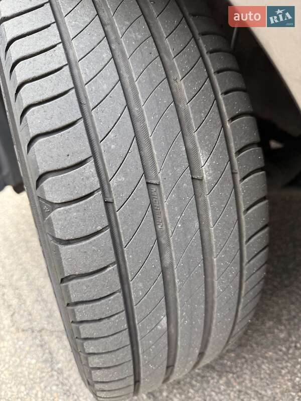 Седан Mazda 3 2013 в Києві фото 19 Седан Mazda 3 2013 в Києві