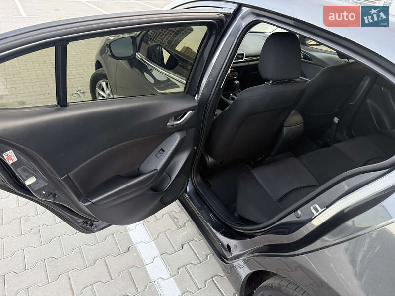 Седан Mazda 3 2016 в Киеве фото 17 Седан Mazda 3 2016 в Киеве