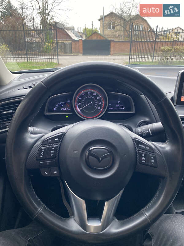 Седан Mazda 3 2015 в Києві