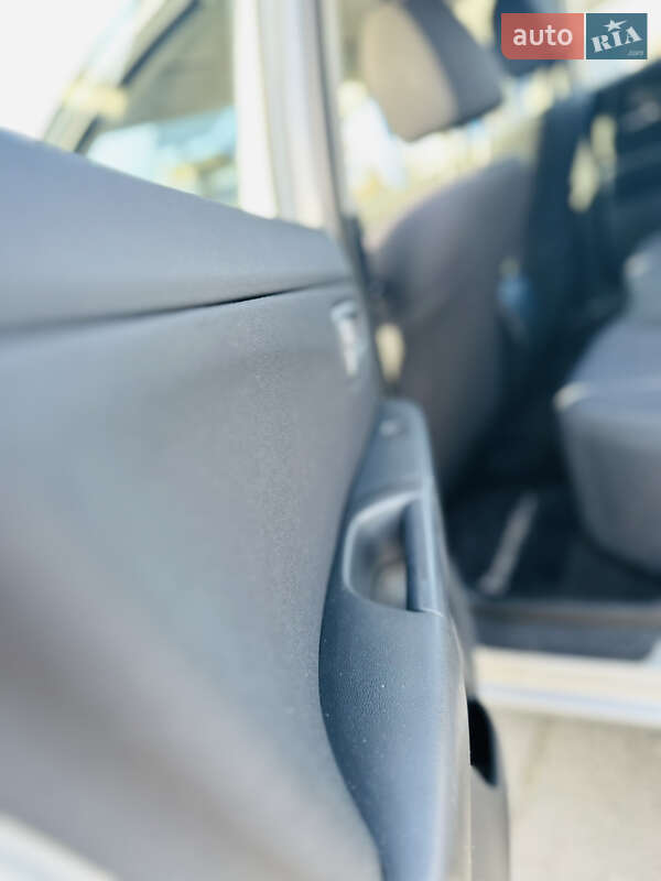 Хэтчбек Mazda 3 2005 в Кременчуге фото 10 Хэтчбек Mazda 3 2005 в Кременчуге