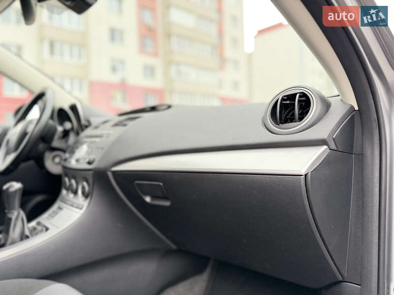 Хетчбек Mazda 3 2010 в Вінниці фото 81 Хетчбек Mazda 3 2010 в Вінниці