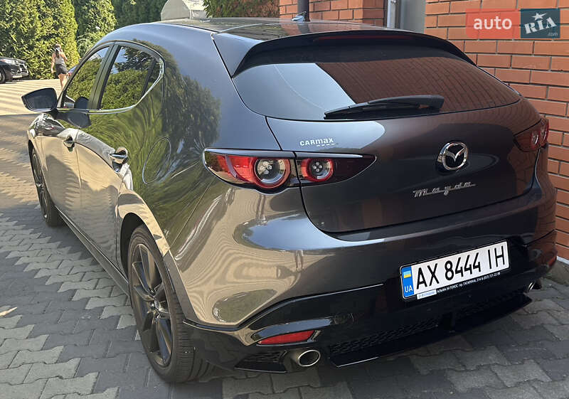 Mazda 3 2019