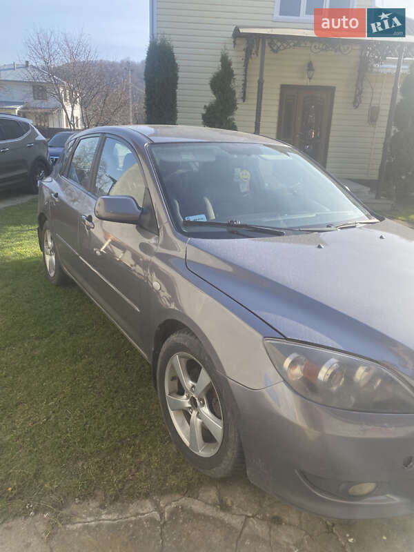 Седан Mazda 3 2004 в Чернівцях