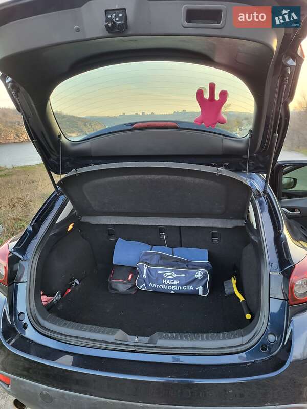 Хэтчбек Mazda 3 2015 в Запорожье фото 15 Хэтчбек Mazda 3 2015 в Запорожье