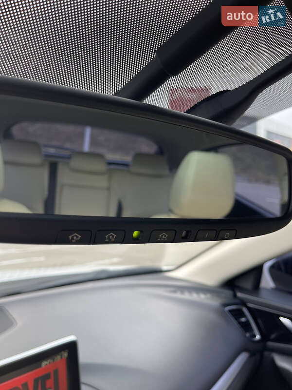 Хэтчбек Mazda 3 2015 в Киеве