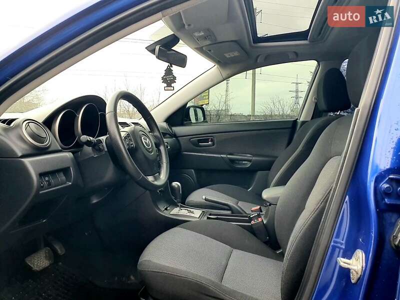 Седан Mazda 3 2007 в Миколаєві