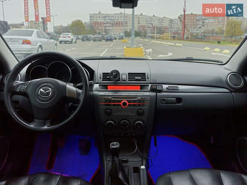 Хетчбек Mazda 3 2007 в Чернівцях