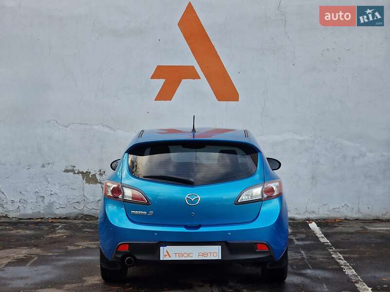 Хэтчбек Mazda 3 2010 в Одессе