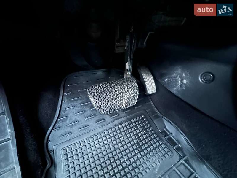 Седан Mazda 3 2007 в Чернівцях фото 40 Седан Mazda 3 2007 в Чернівцях