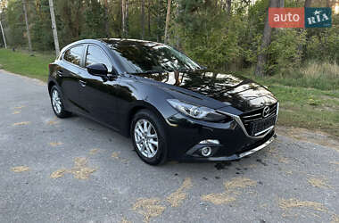 Хэтчбек Mazda 3 2016 в Киеве
