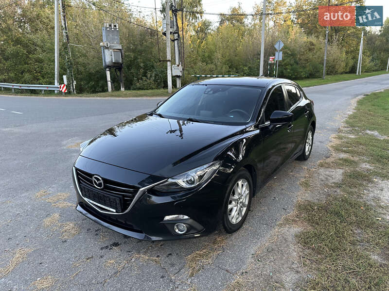 Хэтчбек Mazda 3 2016 в Киеве