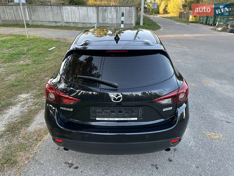 Хэтчбек Mazda 3 2016 в Киеве
