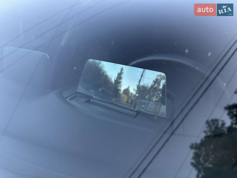 Хэтчбек Mazda 3 2016 в Киеве