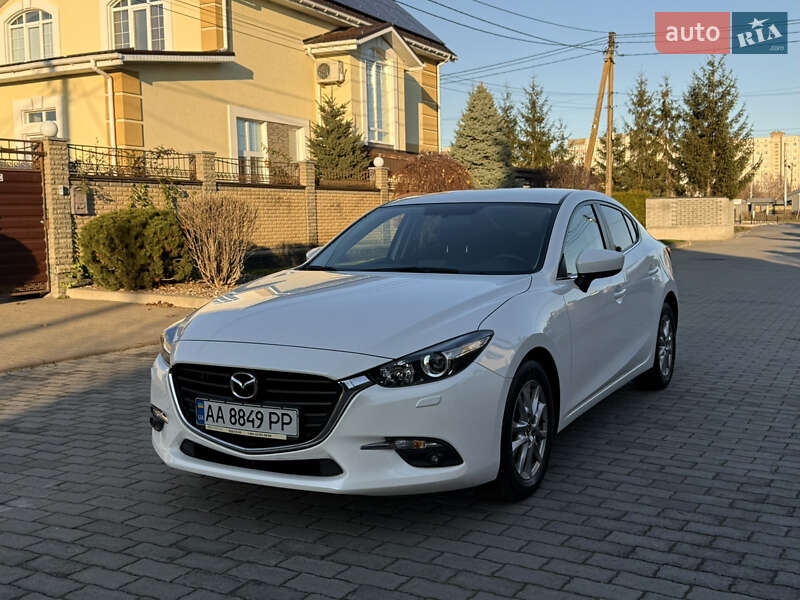 Седан Mazda 3 2017 в Киеве фото 3 Седан Mazda 3 2017 в Киеве