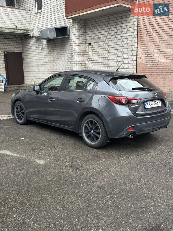 Хэтчбек Mazda 3 2016 в Броварах