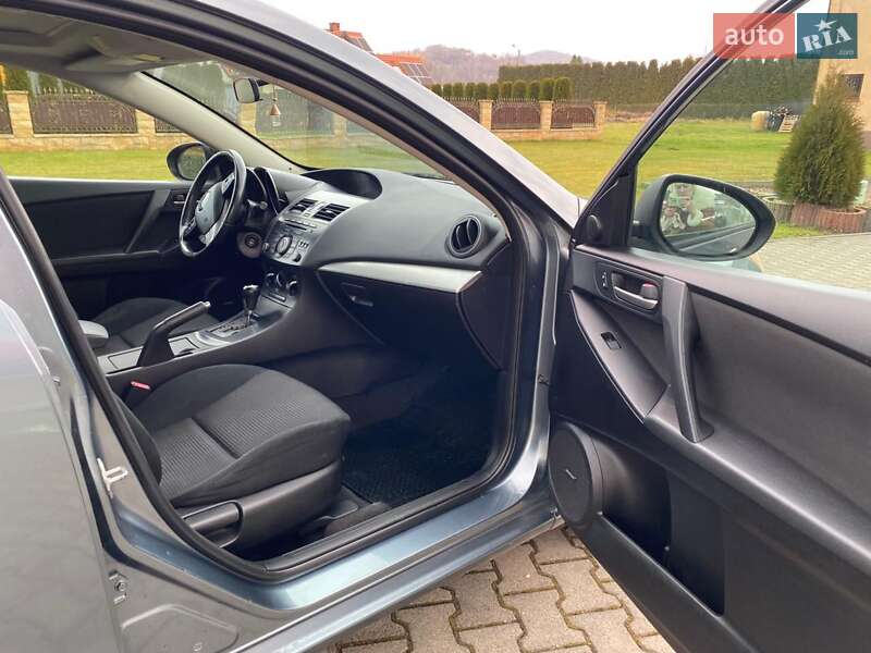Седан Mazda 3 2012 в Львове фото 12 Седан Mazda 3 2012 в Львове