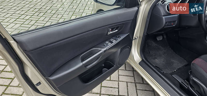 Седан Mazda 3 2005 в Запорожье