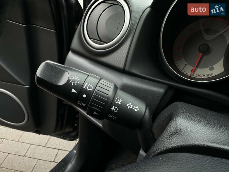 Седан Mazda 3 2007 в Сумах