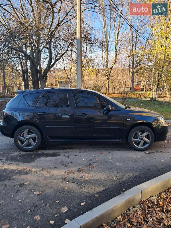 Хэтчбек Mazda 3 2007 в Мукачево