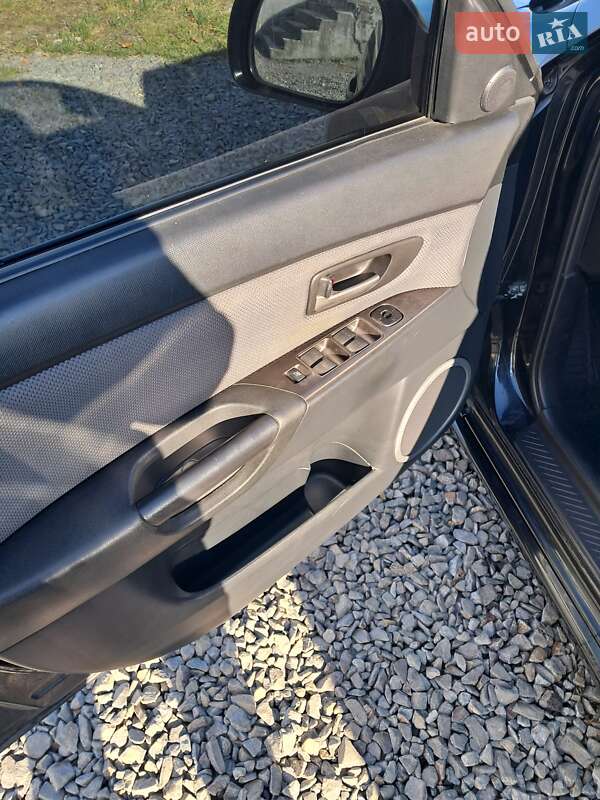 Хэтчбек Mazda 3 2007 в Мукачево