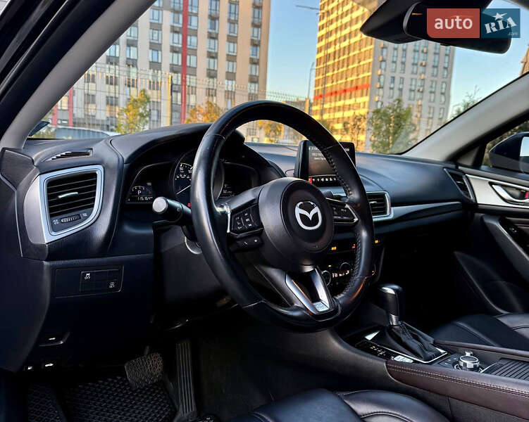 Седан Mazda 3 2017 в Києві фото 29 Седан Mazda 3 2017 в Києві