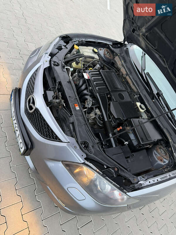 Хэтчбек Mazda 3 2004 в Черновцах