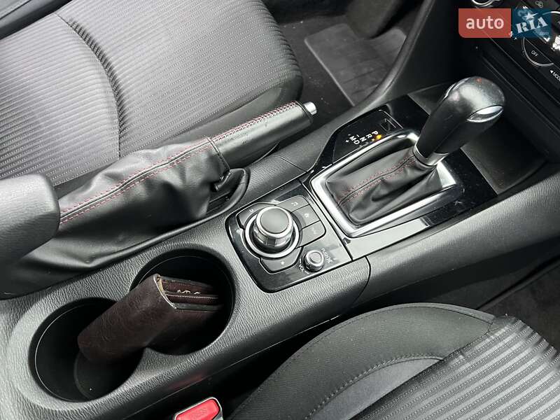 Седан Mazda 3 2016 в Києві