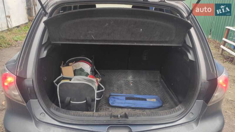 Хетчбек Mazda 3 2007 в Житомирі