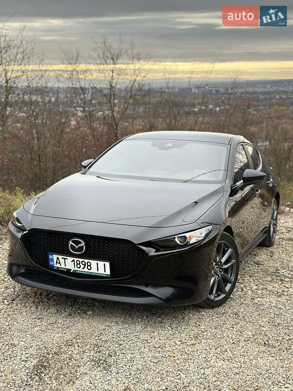 Хетчбек Mazda 3 2019 в Івано-Франківську
