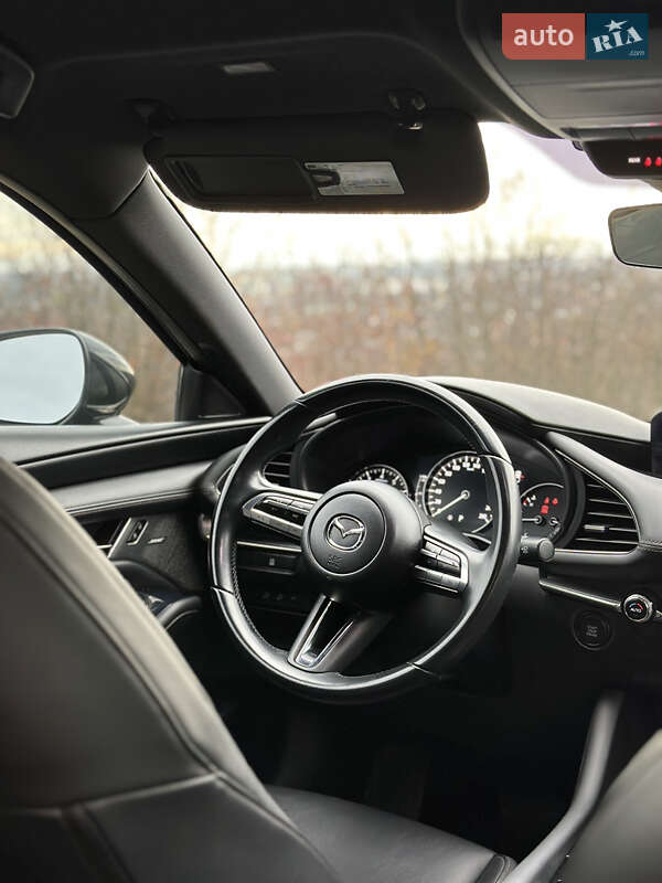 Хетчбек Mazda 3 2019 в Івано-Франківську