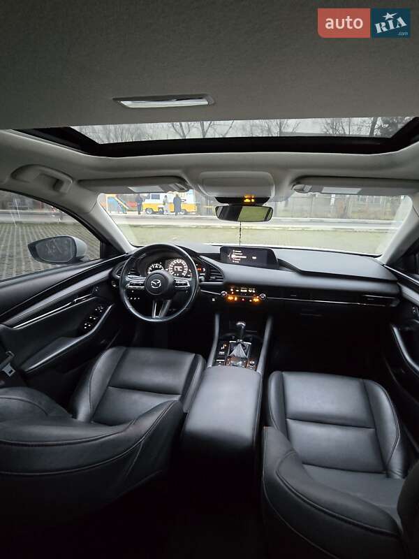 Седан Mazda 3 2021 в Коломые