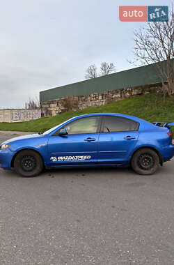 Седан Mazda 3 2004 в Одессе