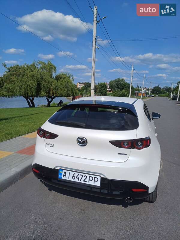 Хэтчбек Mazda 3 2021 в Киеве