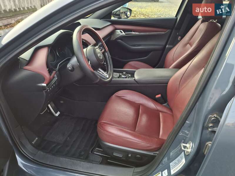 Хэтчбек Mazda 3 2021 в Харькове