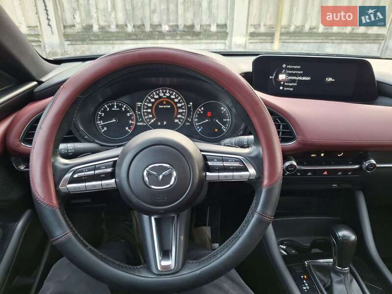 Хэтчбек Mazda 3 2021 в Харькове