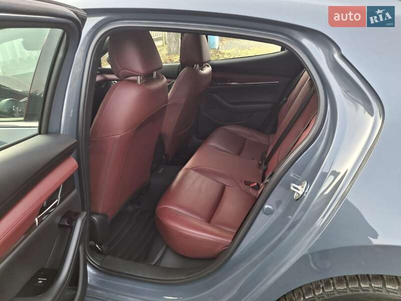 Хэтчбек Mazda 3 2021 в Харькове