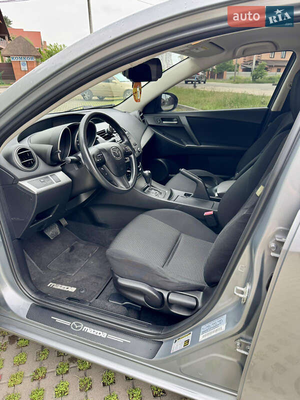 Седан Mazda 3 2012 в Києві