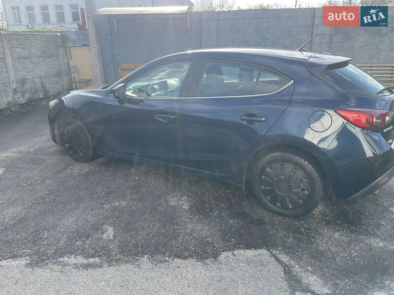 Хэтчбек Mazda 3 2014 в Каменском