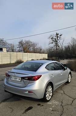 Седан Mazda 3 2016 в Харькове
