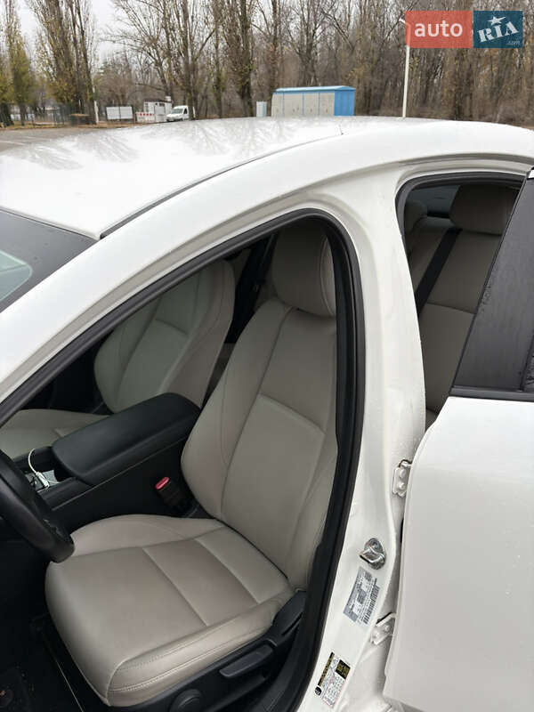 Седан Mazda 3 2019 в Запоріжжі