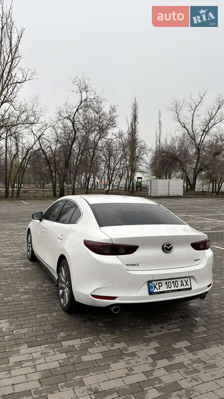 Седан Mazda 3 2019 в Запоріжжі