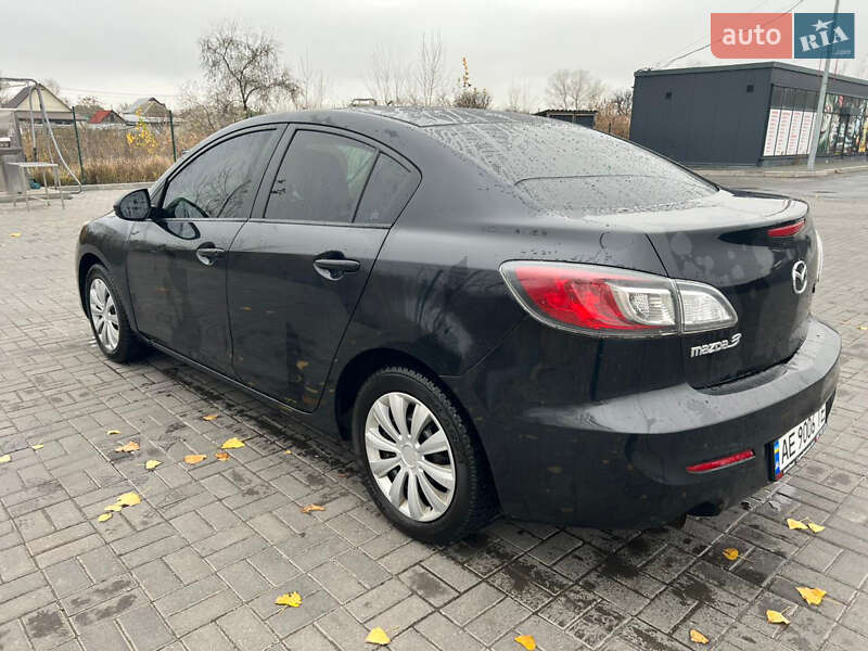 Седан Mazda 3 2013 в Дніпрі фото 3 Седан Mazda 3 2013 в Дніпрі