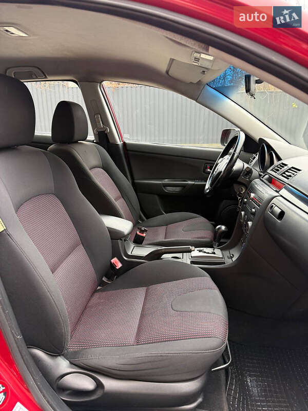 Хэтчбек Mazda 3 2004 в Запорожье